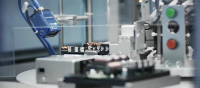 老子有钱lzyq88股份拟投资3亿元，布局固态电池等新能源产业(图1)